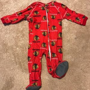 NHL Chicago Blackhawks 18m footie pajamas